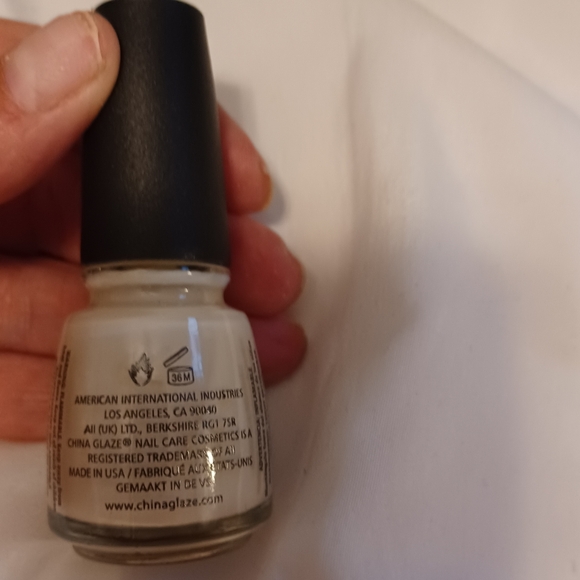 China Glaze Nail Lacquer in Moonlight - Picture 3 of 3